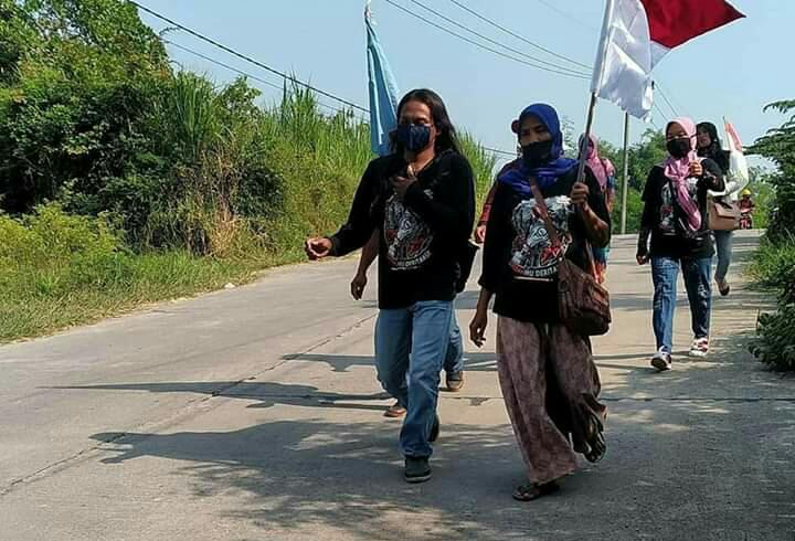 Lakardowo Menggugat, Warga Aksi Jalan Kaki Menuju PN Mojokerto