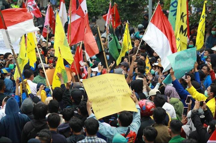Tak Direspon! Aliansi Mahasiswa Mojokerto akan Kembali Aksi dengan Jumlah Massa yang Lebih Besar