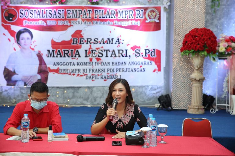 Maria Lestari, SP.d, Anggota DPR-MPR RI Dapil Kalimantan Barat I. (Foto: Beritabaru.co)