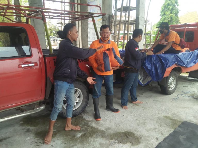 PMII dan BPBD Lamongan Tinjau Langsung Lokasi Banjir di Kawasan Bengawan Jero