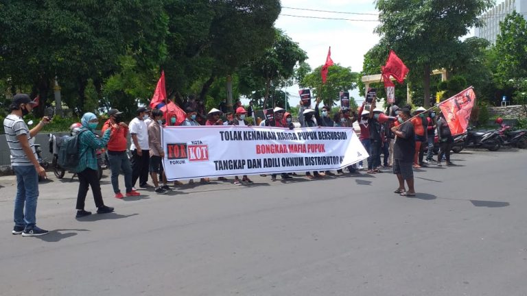 Masalah Pupuk Memanas, Forkot Desak BUMN Copot Direksi PT Petrokimia