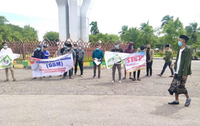 Aksi Tolak Paham Radikal, Gerakan Santri Madura Dukung Pemerintah ...