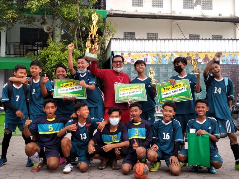 SMP N 2 Sukodadi Borong Juara di Lomba Futsal Tingkat SMP Kabupaten Lamongan