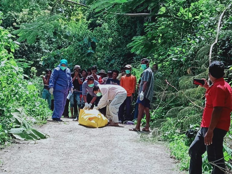 Temukan Mayat di Piggir Jalan di Desa Lembor, Sempat Gegerkan Warga