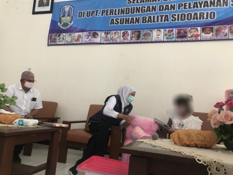 Gubernur Khofifah Kunjungi UPT PPSAB di Sidoarjo