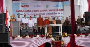 Menuju Desa Damai dan Setara, Desa Gunungrejo Deklarasikan Desa Damai. (Dok. Foto: Beritabaru.co)