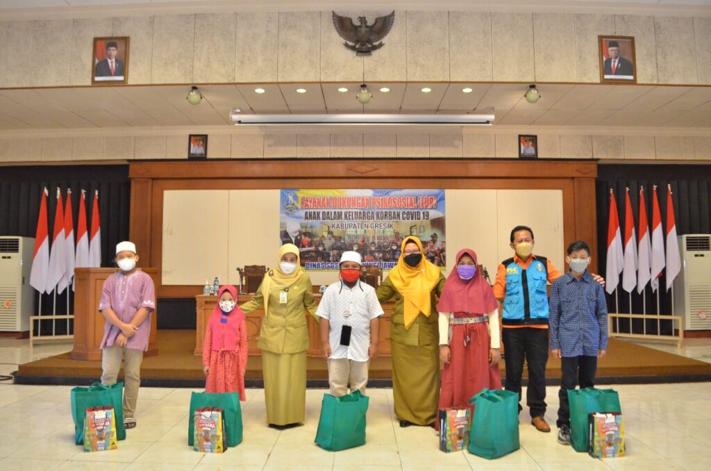 Wabup Bu Min Santuni 25 Anak Yatim Piatu Akibat Covid-19