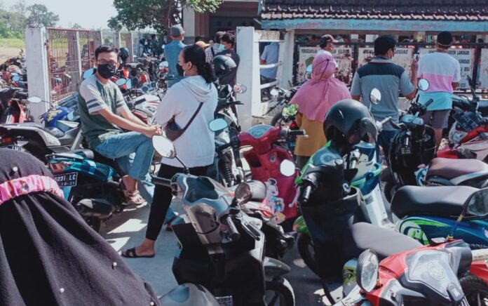 Warga Desa Sukolilo, Lamongan, Protes Tidak Kebagian Jatah Vaksin