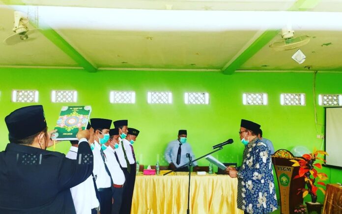 Pengurus Baru Yayasan Sunan Giri Menganti Gresik Resmi Dilantik