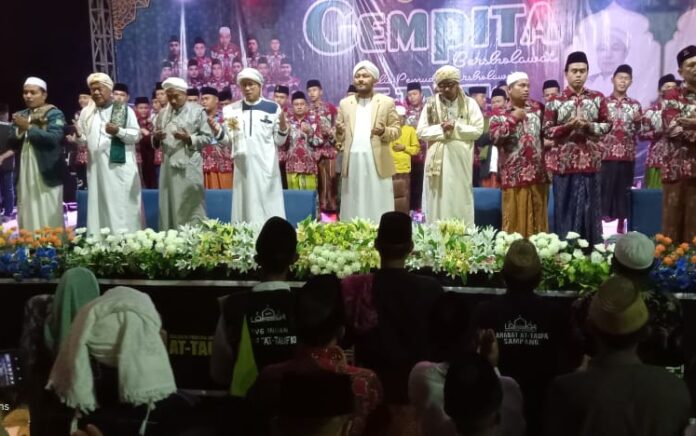 Peringati Milad dengan Sholawat