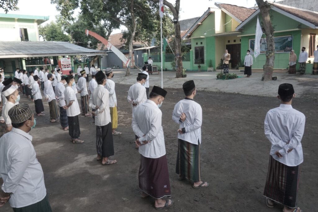 Peringati Hari Santri, Ponpes Al-Jauhar Adakan Upacara Bersama