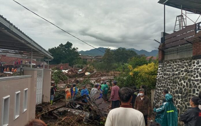 PKC PMII Jatim Open Donasi untuk Korban Banjir Bandang Kota Batu