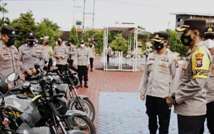 Kapolres Sumenep Gelar Apel, Sekaligus Serahkan Sepeda Motor