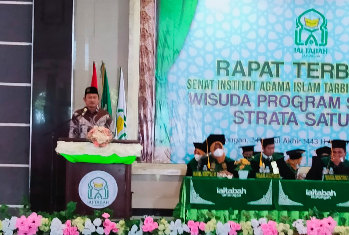 Wisuda XII, IAI Tabah Launching Batik Wulung Samudro dan Tabah Press