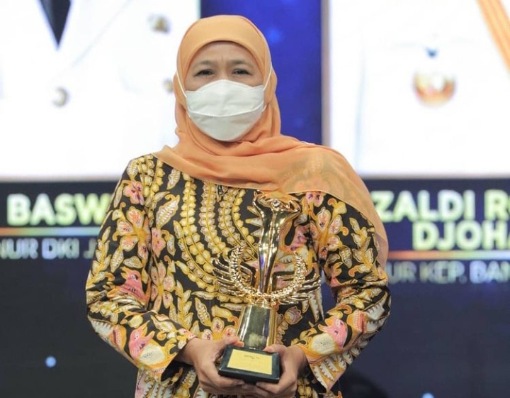 Gubernur Jawa Timur Menyabet Tiga Penghargaan