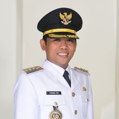 Hasil Survei Menempatkan Thoriqul Haq di Posisi Pertama Kepala Daerah Paling Berpengaruh di Jawa Timur