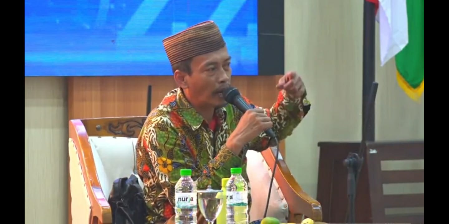 Kiai Faizi Minta Santri Hadir Temani Masyarakat