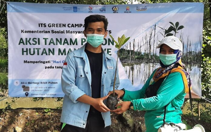 Peringati Hari Gerakan Sejuta Pohon Sedunia, BEM ITS Gelar ITS Green Campaign