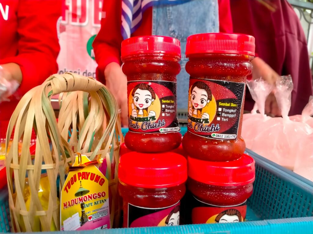 Sambel’e Mbak Chichi, Pedasnya Bikin Nagih