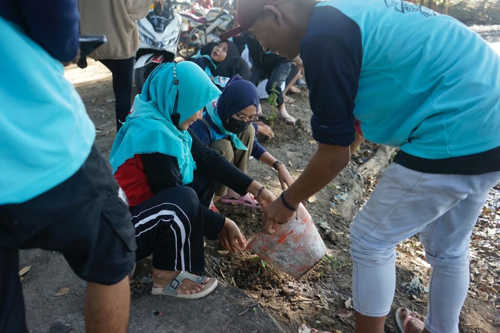 PMII Probolinggo: Menanam Saja Tak Cukup, Harus Ada Intervensi Kebijakan