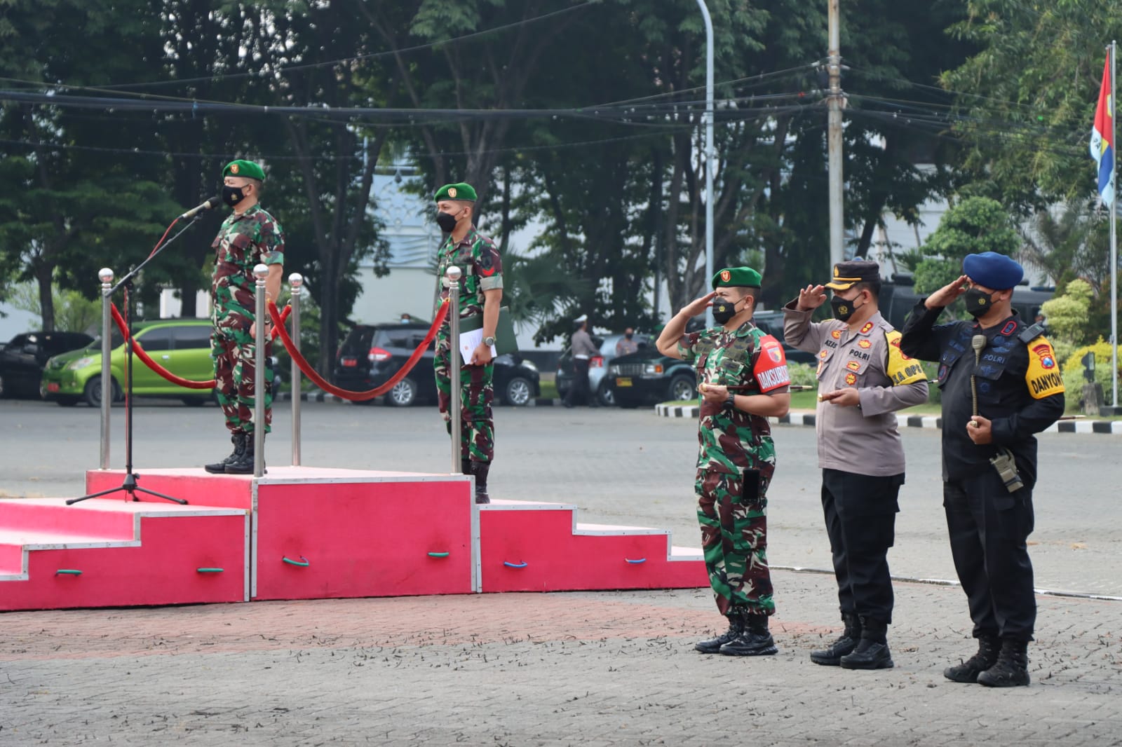 Jelang Kedatangan Presiden Jokowi di Gresik, TNI-Polri Apel Gelar Pasukan