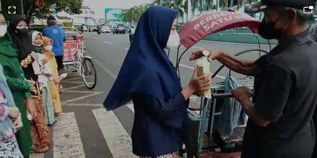 MI Darun Najah Banyuwangi Edukasi Siswi Tentang Kesehatan Reproduksi dan Bumbu Dapur