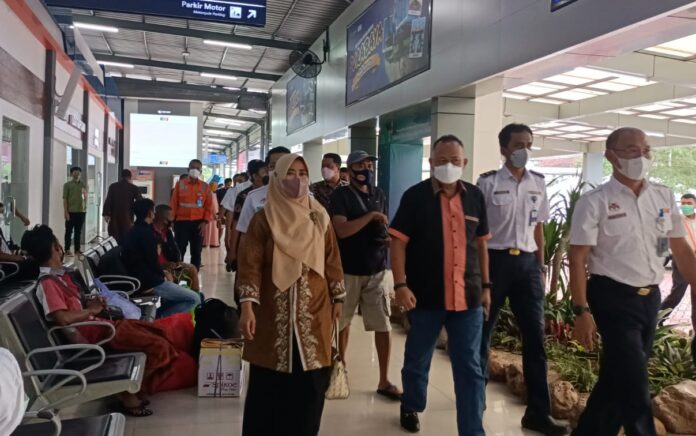 Komisi D DPRD Jatim Lakukan Sidak ke Stasiun Pasar Turi