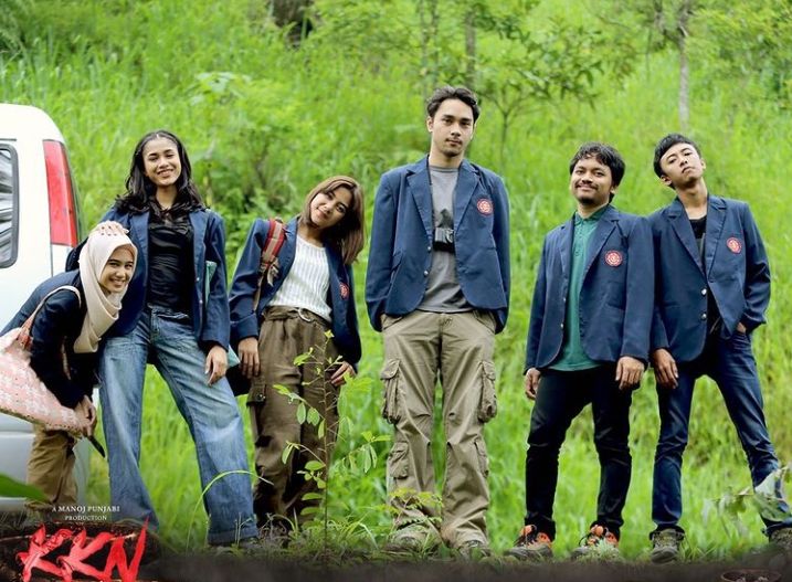 Film KKN di Desa Penari Nangkring di Posisi Atas