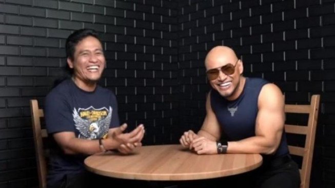 Mendapatkan Undangan Khusus Berhaji, Gus Miftah Ajak Deddy Corbuzier