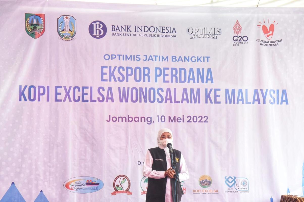 Ekspor Perdana Kopi Excelsa Jombang, Khofifah: Dari Desa Wonosalam Menembus Pasar Dunia