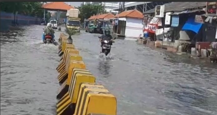BMKG: Banjir Rob Lebih Terasa dari Biasanya