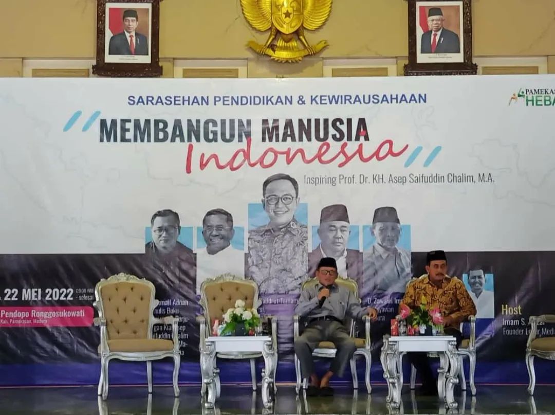 Membangun Manusia Indonesia, Begini Pesan Zawawi Imron