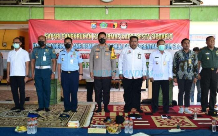 Bergandengan Tangan Amankan Pilkades Sidoarjo