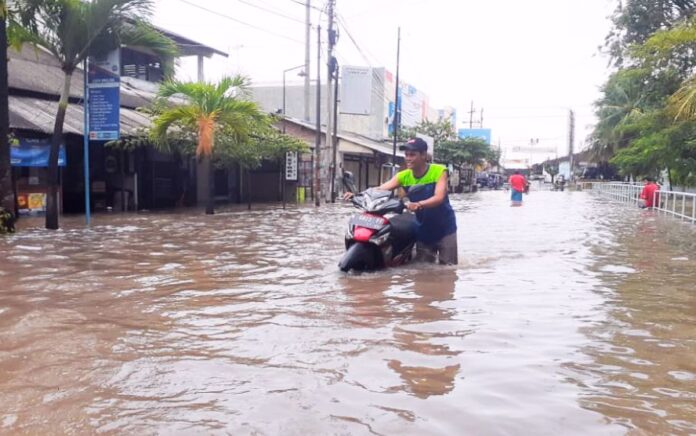 Banjir Melanda Lima Desa di Probolinggo