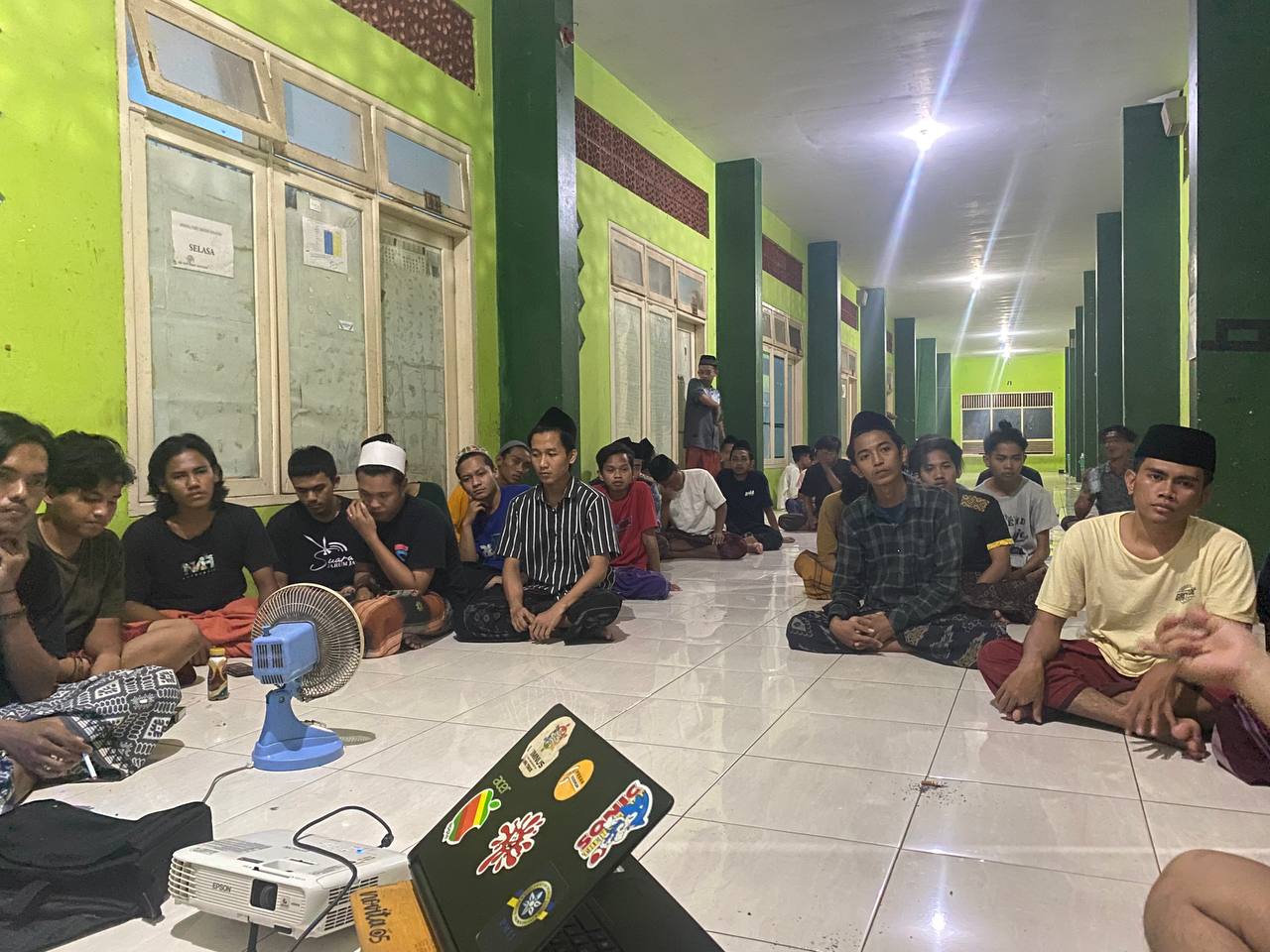 PK PMII UNUJA Menggelar Nobar dan Diskusi Bersama