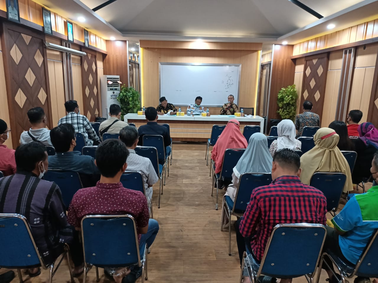 Penyewa Stand di Terminal Bunder Gresik Diminta Taat Bayar Retribusi