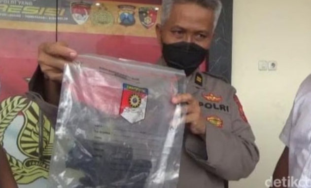 Abdi Dalem Shiddiqiyah yang Miliki Senjata Air Gun saat Penyergapan Bechi