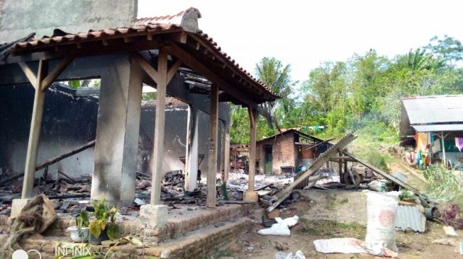 Tiga Kali Massa Tak Dikenal Menyerang Rumah Warga Silo Jember, Begini Kronologinya