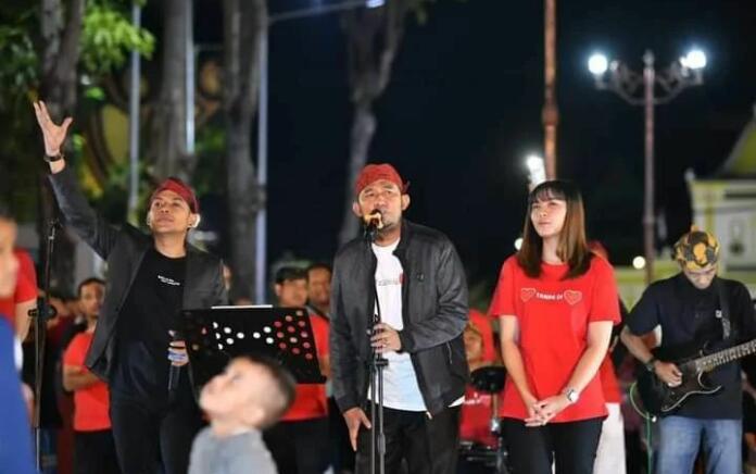 Launching Lagu Perdana "Mencintai Tanpa Dicintai", Bupati Achmad Fauzi Sampaikan Filosofinya