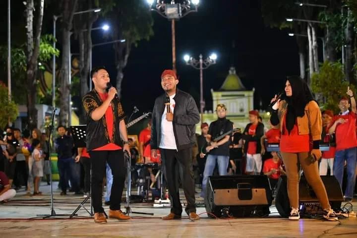 Launching Lagu Perdana "Mencintai Tanpa Dicintai", Bupati Achmad Fauzi Sampaikan Filosofinya