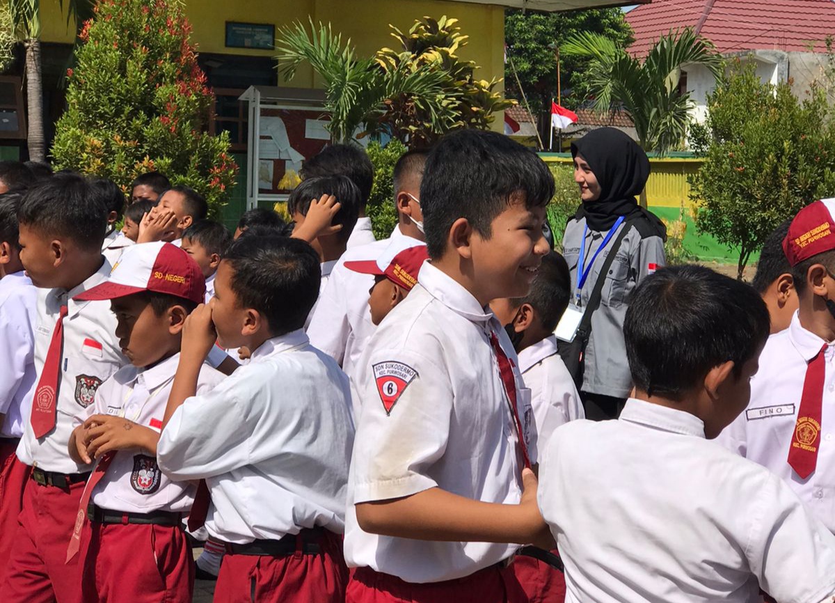 Bangun Mindset Siswa, Mahasiswa Pasuruan Gagas Pondok Inspirasi di Sekolah