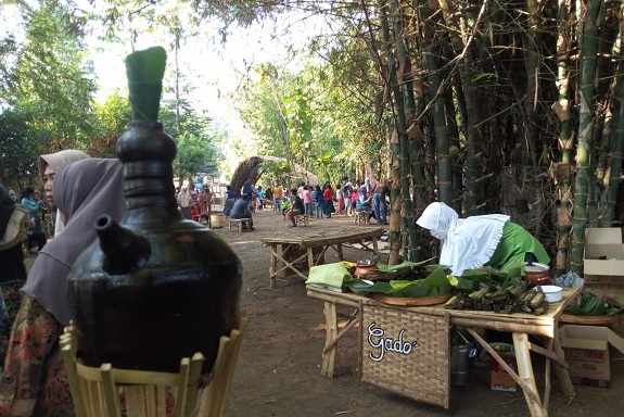 Nuansa Lawas di Pasar Barongan Jombang