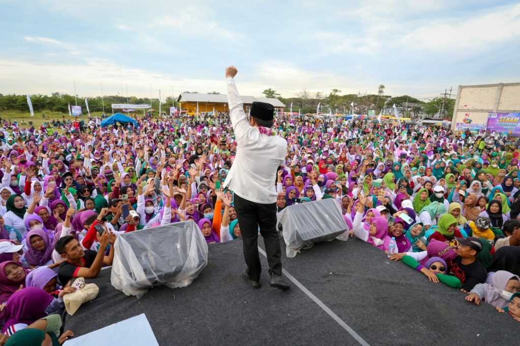 Ribuan Ibu-ibu di Gresik Dukung Gus Muhaimin Presiden 2024