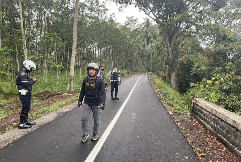 Cak Thoriq Paparkan Capaian Pembangunan Jalan di Lumajang