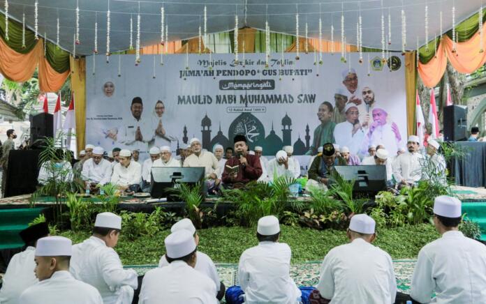 Habaib Hingga Kiai Hadiri Maulid Nabi di Pendopo Kabupaten Gresik