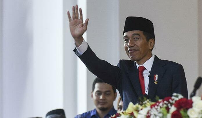 Aremania Somasi Presiden Jokowi