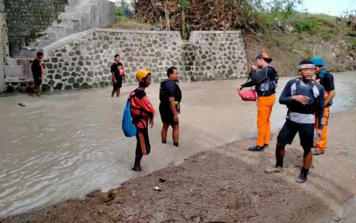 Kakek 54 Tahun Dilaporkan Tenggelam di Sungai Bojonegoro