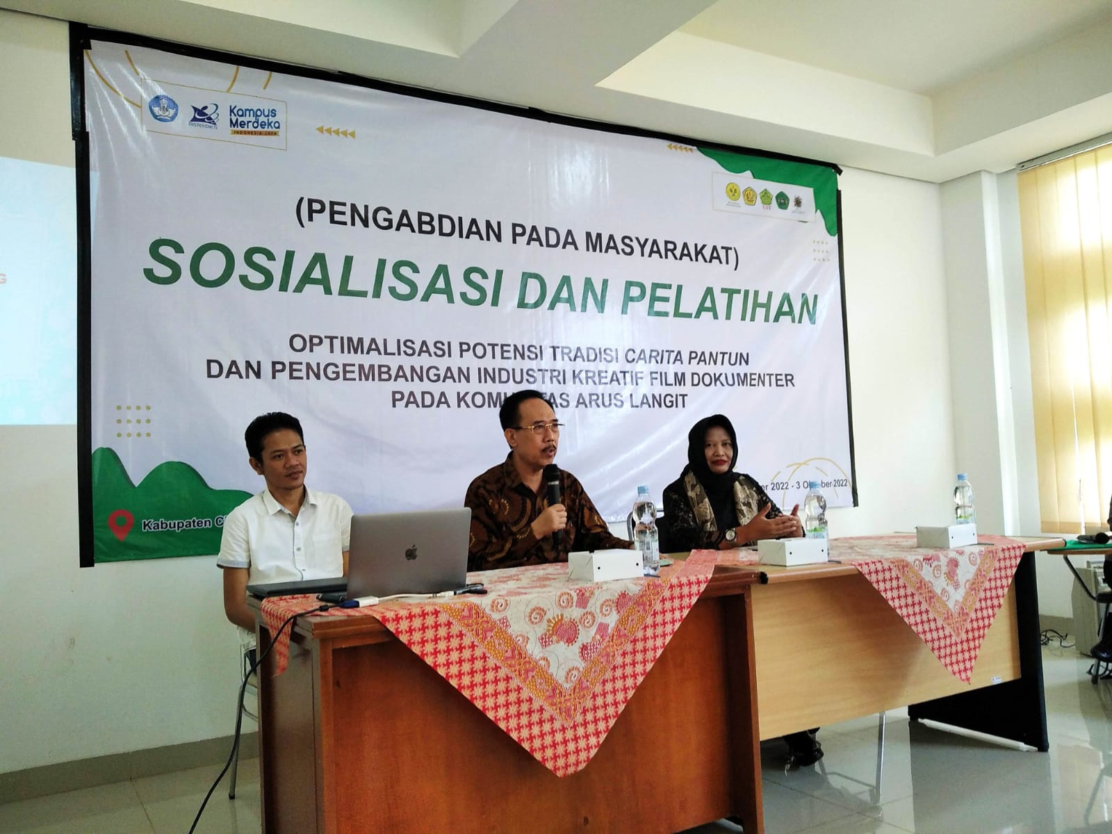 Tim Pengabdian kepada Masyarakat UNJ Selenggarakan Sosialisasi dan Pelatihan di Cianjur