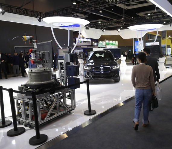 BMW akan Investasikan 10 Miliar Yuan untuk Produksi Baterai di China