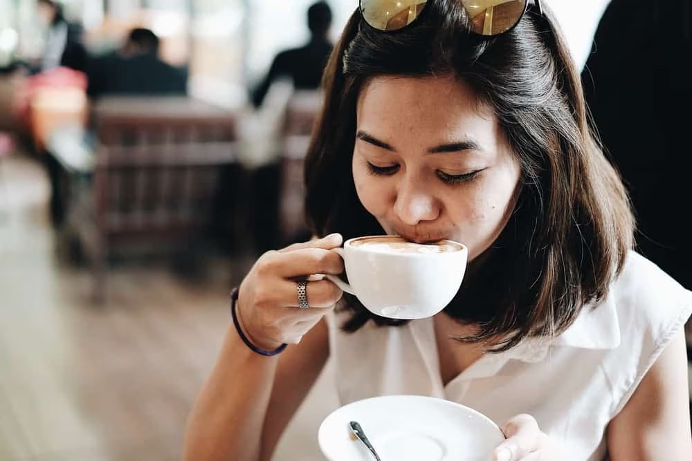 Enam Manfaat Minum Kopi Sebelum Bekerja